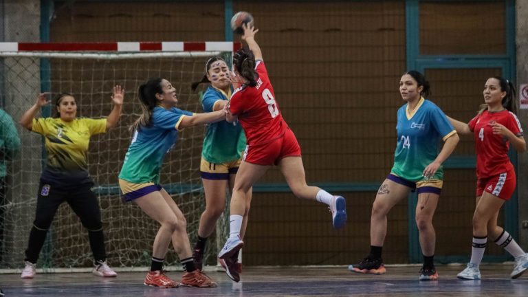 cnu_handball_damas_uv