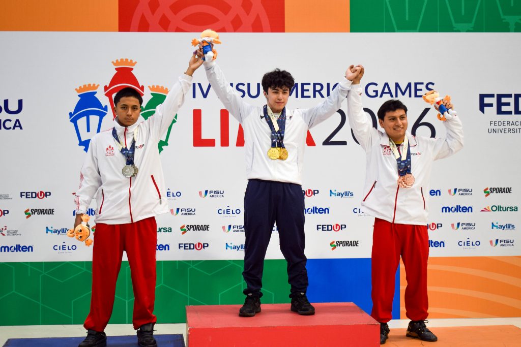SimónFariasOroPesas65KG